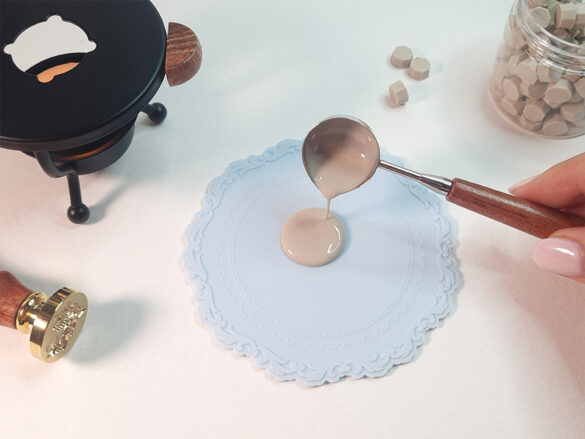 Make Wax Seals Blog post – Wax Beads Pour