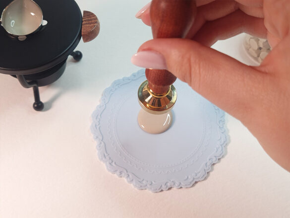 Make Wax Seals Blog post – Wax Beads Stamp