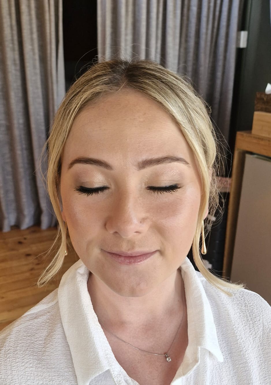 Tris Alves Makeup Victoria Falls Wedding (3)